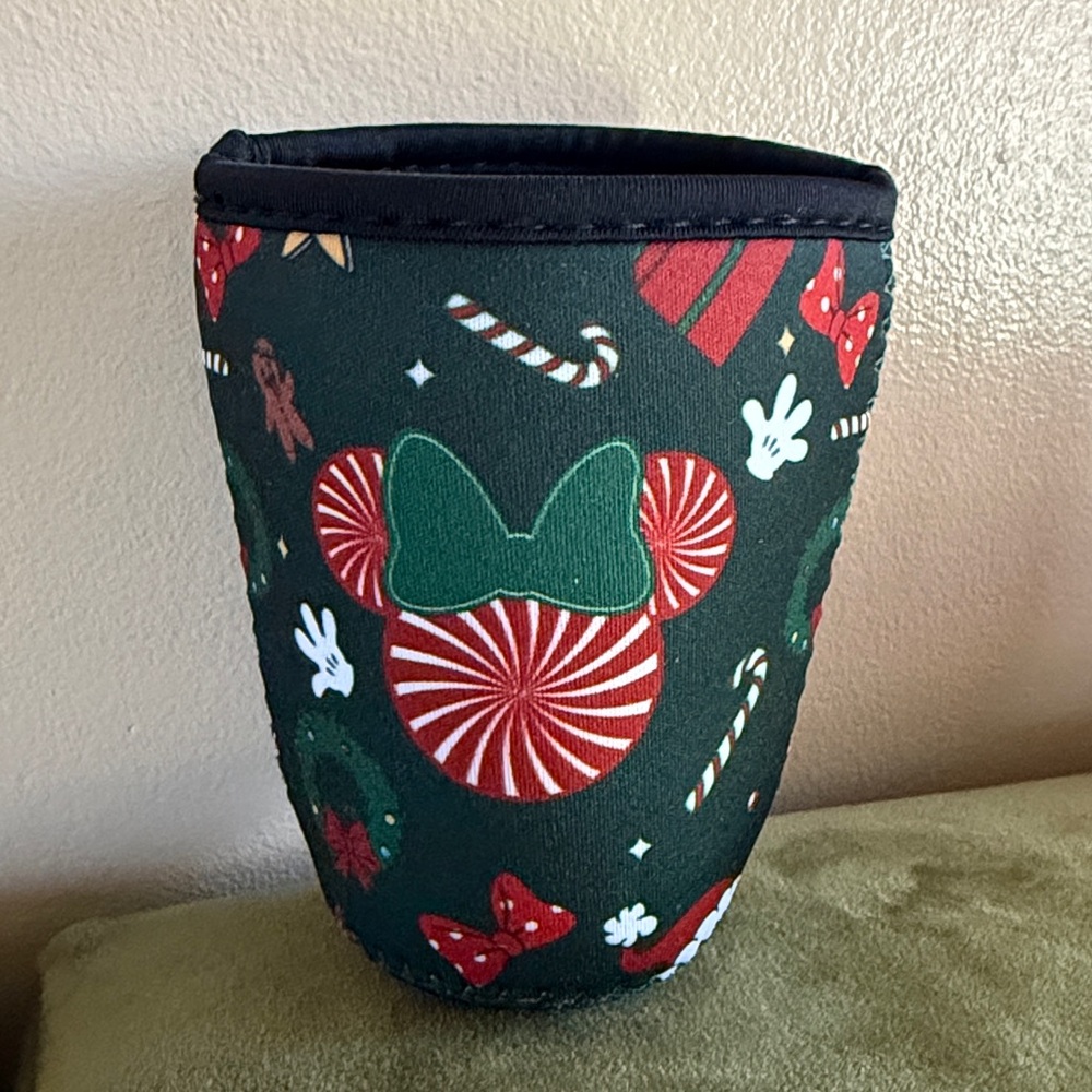 Minnie Mouse Holiday Neoprene Cup Sleeve - Picture 3 of 8
